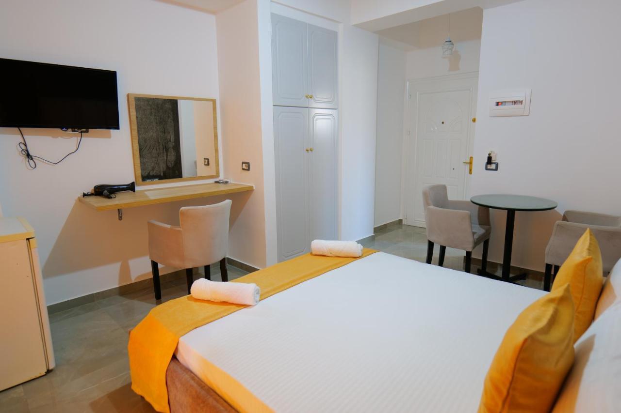 Hotel Adi-Vera Sarandë Eksteriør bilde