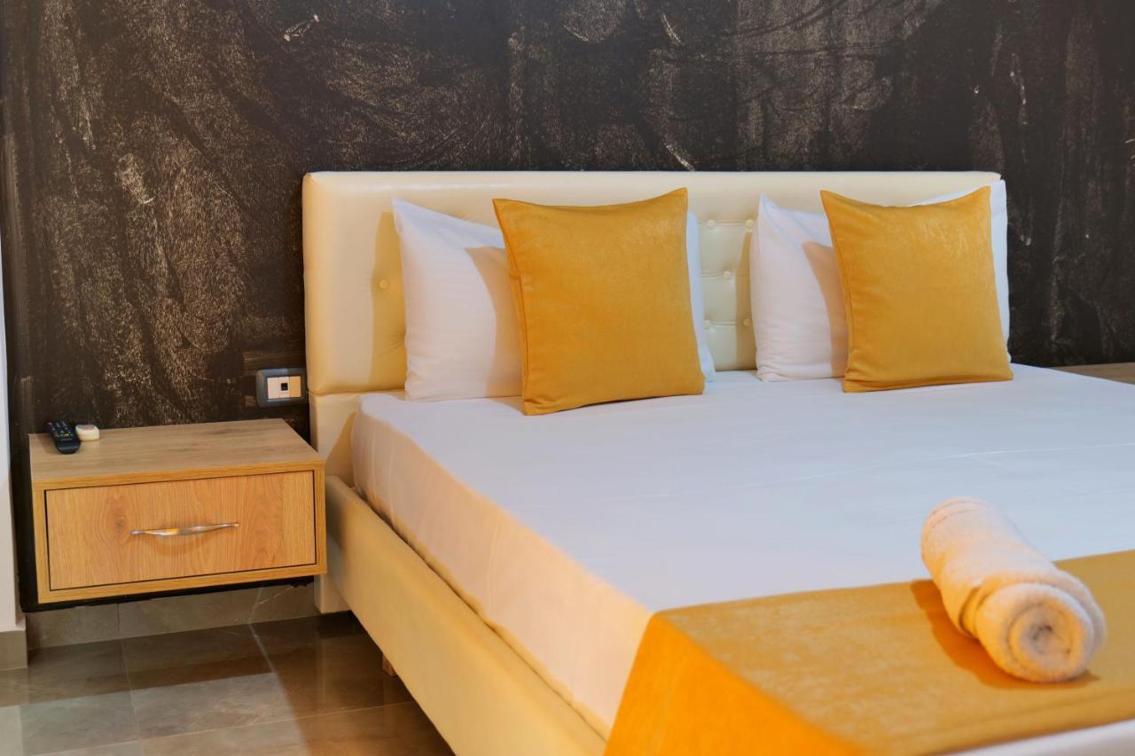 Hotel Adi-Vera Sarandë Eksteriør bilde