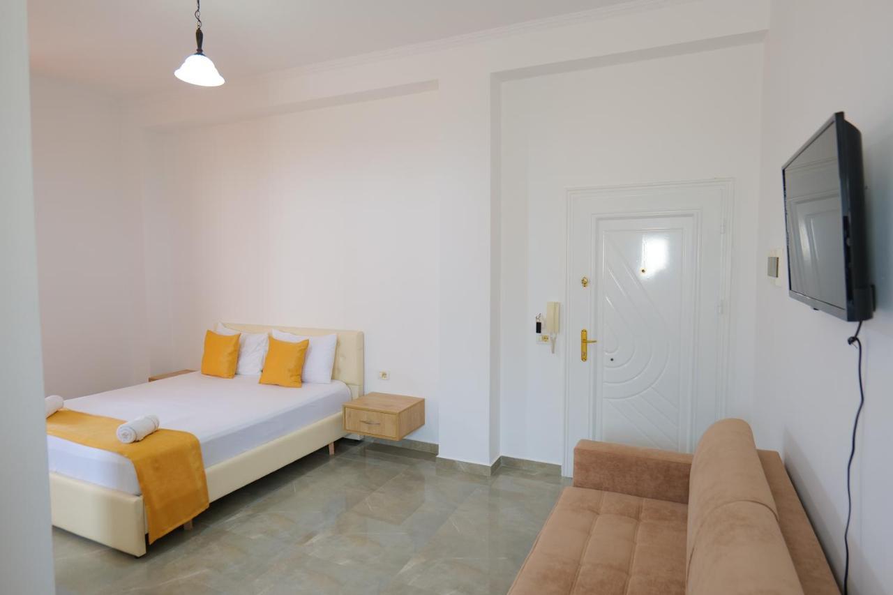 Hotel Adi-Vera Sarandë Eksteriør bilde