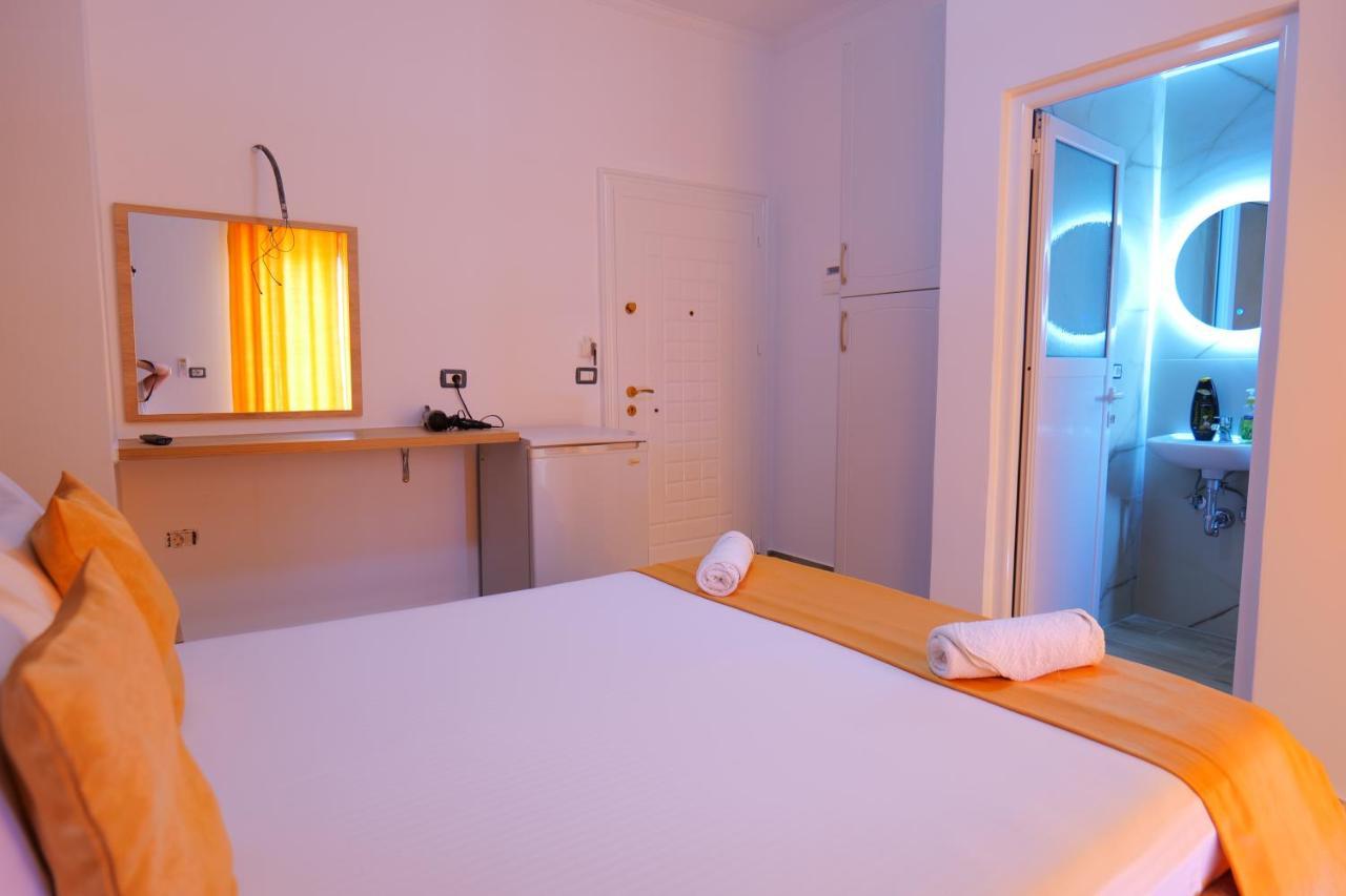 Hotel Adi-Vera Sarandë Eksteriør bilde