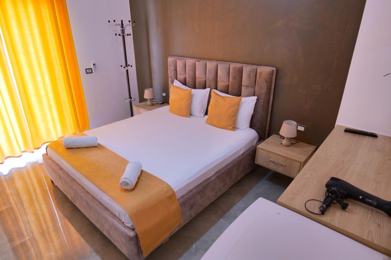 Hotel Adi-Vera Sarandë Eksteriør bilde