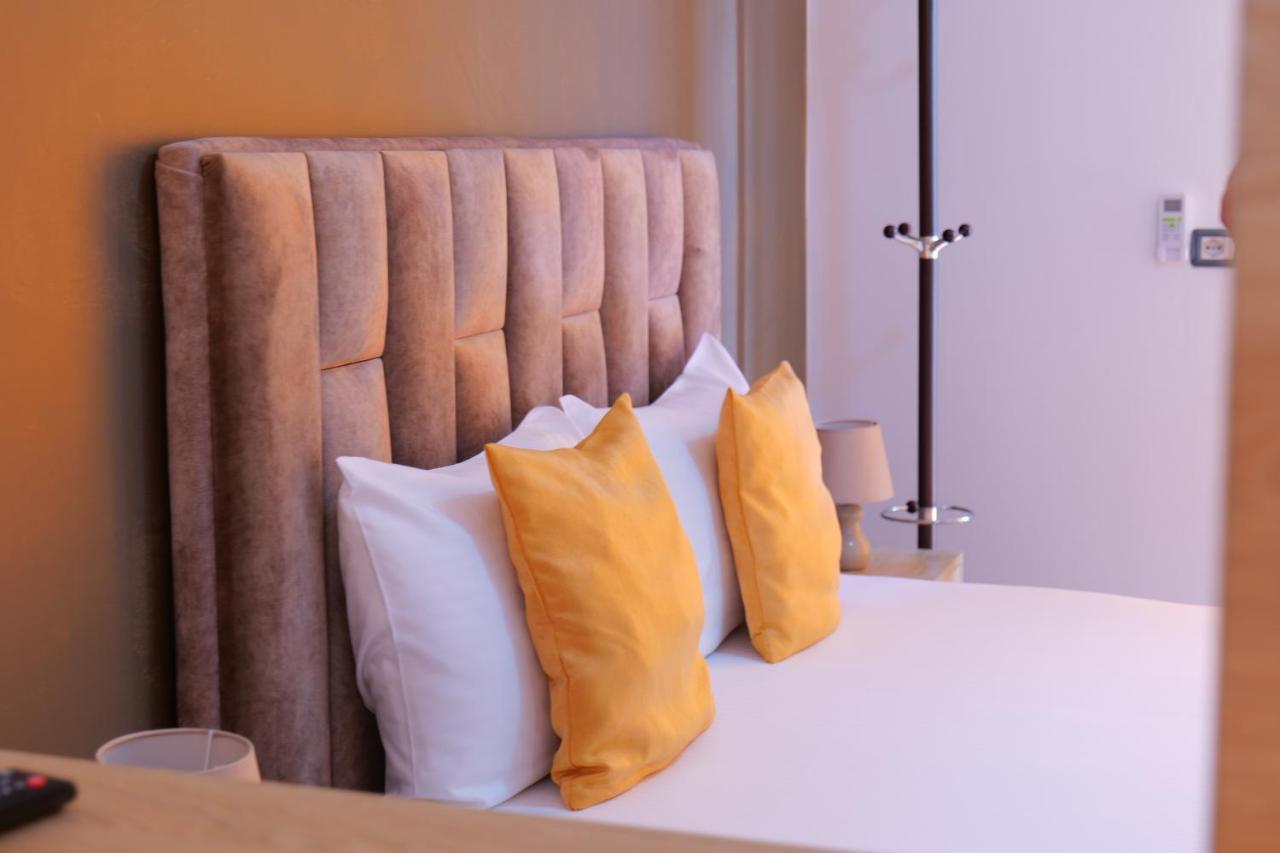 Hotel Adi-Vera Sarandë Eksteriør bilde